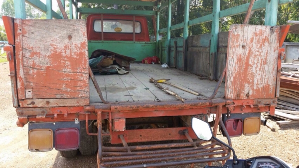 ขาย 6ลัอ เครื่องดี เครื่อง85แรง คัชชีสวย ทะเบียนไม่ขาด ยาว4เมตร20