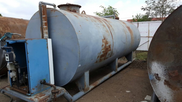 มาอีกใบถังน้ำมันขนาด 10600 ลิตรสภาพสวยๆมีหัวจ่าย