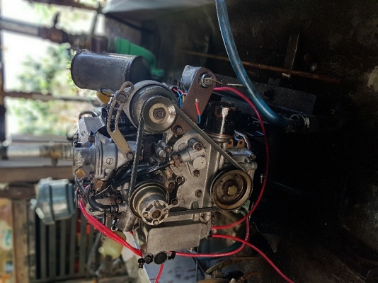 เรือรดน้ำสแตเลส 4เขาพร้อมใช้งานเครื่องยนต์ใหม่