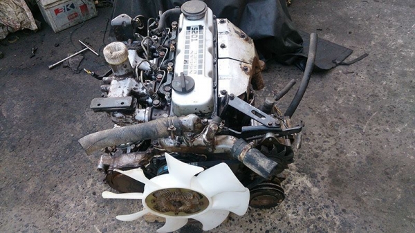 ขายเครื่องยนต์ Nissan Td25 มีเลข