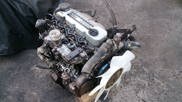 ขายเครื่องยนต์ Nissan Td25 มีเลข