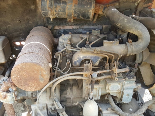 ขายรถ แบคโฮ 2คัน  ขายตามสภาพ ราคา.155,000 บาท โทร.080-1085007 บอล