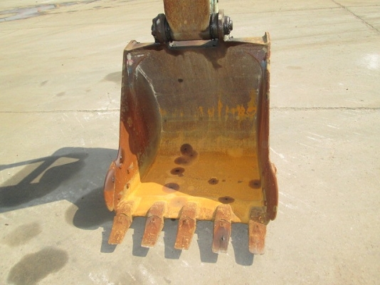 ขายรถขุด Kobelco รุ่น SK135SR-2 มือสองนำเข้าจากญี่ปุ่น สภาพสวย พร้อมใช้งาน