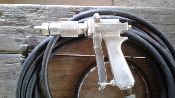 เครื่องฉีดน้ำแรงดันสูง ZINSANO