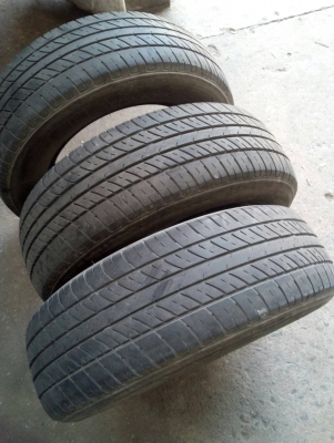 175/70R13 DEESTONE NAKARA ปี14 มี 3 เส้น tel.063-286-3551,081-427-3941
