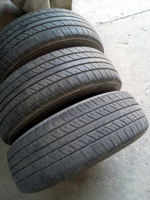 175/70R13 DEESTONE NAKARA ปี14 มี 3 เส้น tel.063-286-3551,081-427-3941