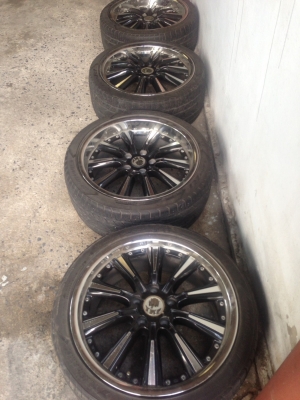 แม็กซ์ขอบ 18 กว้าง 8 นิ้ว 5 รู พร้อมยาง สวยไม่คด ไม่ดุ้ง ถูกมาก