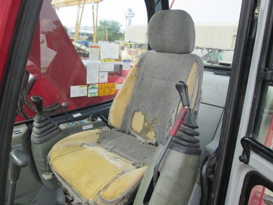 ขายรถขุด Kobelco รุ่น SK70SR-1ES ปี 2004 มือสองนำเข้าจากญี่ปุ่น ยังไม่เคยใช้งานในไทย