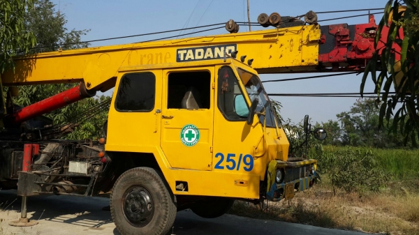 รถเครน MITSUBISHI TADANO TL201 สีเหลือง