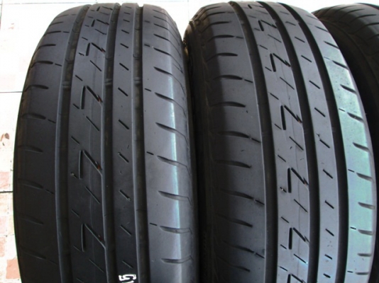 ขายยาง BRIDGESTONE EP200 195-65-15 ปลายปี14 สวยๆ 1ชุด ขายยาง BRIDGESTONE EP200 195-65-15 ปลายปี14 สวยๆ 1ชุด