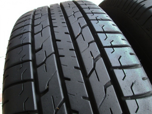 ขายยาง BRIDGESTONE B390 205-65-15 ปี15 งามๆ 1ชุด