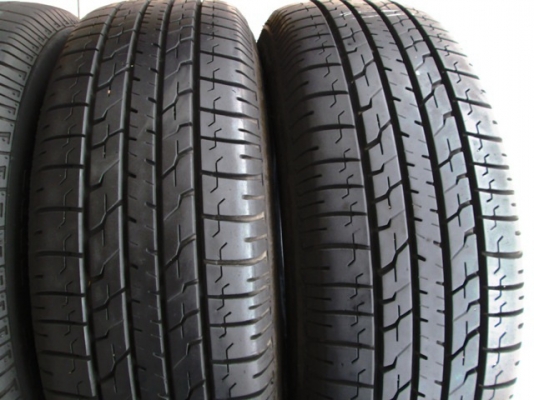 ขายยาง BRIDGESTONE B390 205-65-15 ปี15 งามๆ 1ชุด