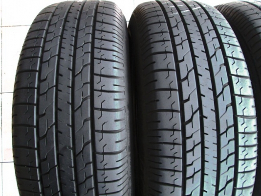ขายยาง BRIDGESTONE B390 205-65-15 ปี15 งามๆ 1ชุด