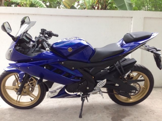 Yamaha R15 150cc Moto GP Edition สีน้ำเงิน สวย มือเดียว สภาพป้ายแดง 2พันโล