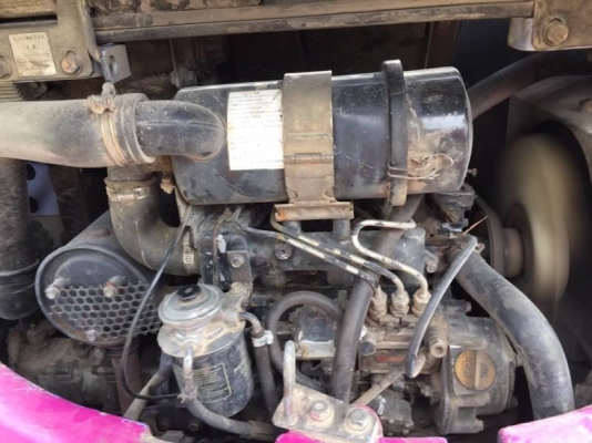 เก่านอก 1 ปี 195,000 บาท KOMATSU PC28UU-2E ทำงาน 8,000 ชั่วโมง เครื่องดี ปั้มดี แทรคยางสวย สภาพพร้อมใช้ เอกสารชื้อขาย  รถอยู่ จ.ร้อยเอ็ด โทร&amp;ไอดีไลน์ 0610710295