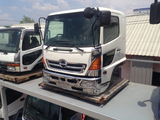 หัวเก๋ง Hino Mega FD สวยมาก