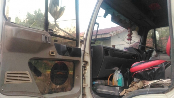 พ่วง 18 ล้อ HINO 3H เครื่อง P11C 320 แรง กระบะเหล็ก-ดั้ม / รถพร้อมใช้ 1.3 ล้าน