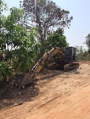 ขาย komatsu pc 120-5 เครื่องดี ปั้มแรง โซ่ใหม่