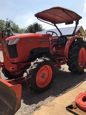 ขายคูโบต้าL4708DTพร้อมดันหน้า เล่มทะเบียนพร้อมโอนคับ ราคา380,000.บาทถ้วนคับ