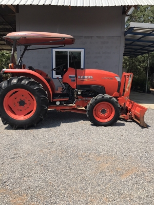 ขายคูโบต้าL4708DTพร้อมดันหน้า เล่มทะเบียนพร้อมโอนคับ ราคา380,000.บาทถ้วนคับ