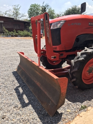 ขายคูโบต้าL4708DTพร้อมดันหน้า เล่มทะเบียนพร้อมโอนคับ ราคา380,000.บาทถ้วนคับ