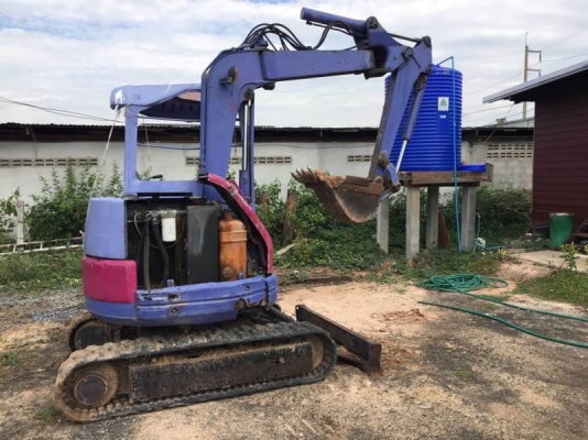 ขายเหมา 2 รายการ 235,000 บาท KOMATSU PC28UU-2E พร้อมเทเลอร์ลาก. สภาพพร้อมใช้  รถอยู่ จ.ร้อยเอ็ด โทร&amp;ไอดีไลน์ 0610710295
