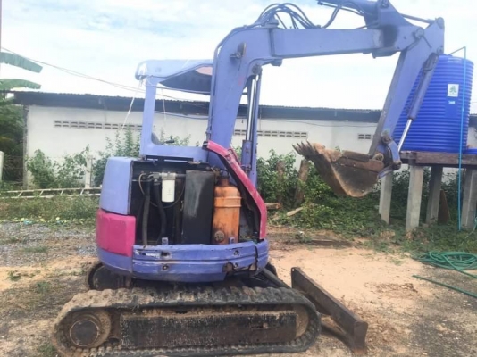 ขายเหมา 2 รายการ 235,000 บาท KOMATSU PC28UU-2E พร้อมเทเลอร์ลาก. สภาพพร้อมใช้  รถอยู่ จ.ร้อยเอ็ด โทร&amp;ไอดีไลน์ 0610710295
