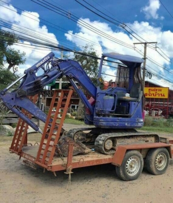 ขายเหมา 2 รายการ 235,000 บาท KOMATSU PC28UU-2E พร้อมเทเลอร์ลาก. สภาพพร้อมใช้  รถอยู่ จ.ร้อยเอ็ด โทร&amp;ไอดีไลน์ 0610710295