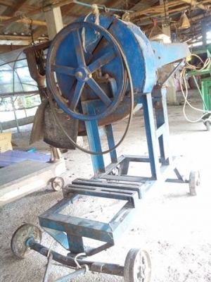 เครื่องสับหญ้า สับกระถิน เครื่องสับหญ้า สับกระถิน