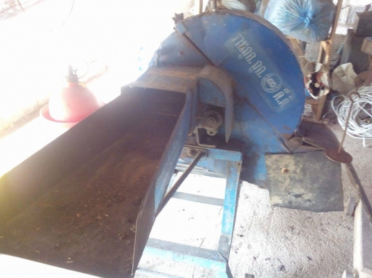 เครื่องสับหญ้า สับกระถิน