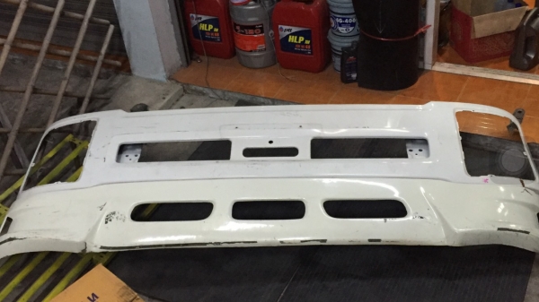 กันชนอีซูซุ  FTR,  FVM,  หัวตึก.   พร้อมสเกิส