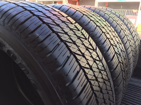 ยาง Bridgestone 265 60 18 ปี16 ดอกเต็ม ไม่มีปะ ใช้ยาว ราคาไม่แพง