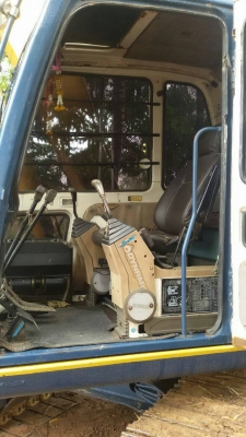 ขายรถแบคโฮ KOBELCO SK60-/// ระบบไฟเต็ม เอกสารอินวอย ราคา 450000