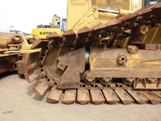 D6M นำเข้าจากญี่ปุ่น D6M นำเข้าจากญี่ปุ่น