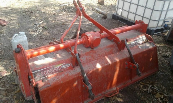 ขายรถไถ L3608 อุปกรณ์ ดันหน้า โรตารี่ เอกสารพร้อมโอน ราคา250,000 สนใจโทร 090-8588220คุณนะ 093-3258446คุณบิว เว็บไซต์ส่วนตัว www.narong2truck.com www.truck.in.th/498 ID: narong498 ID: 0933258446 เพจ Facebook ณรงค์ ซื้อขายรถมือสอง กลุ่ม Facebook ณรงค์ ซื้อข