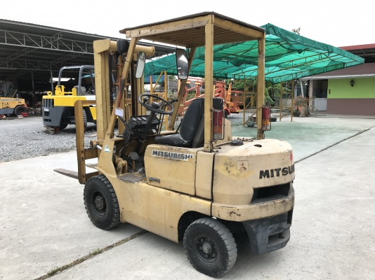 รถฟอร์คลิฟต์ MITSUBISHIรุ่นFD15 นำเข้าญี่ปุ่นไม่เคยใช้งานในไทย ยกได้1.5ตันเสาสูง3เมตร  เครื่องMITSUBISHI4สูบ