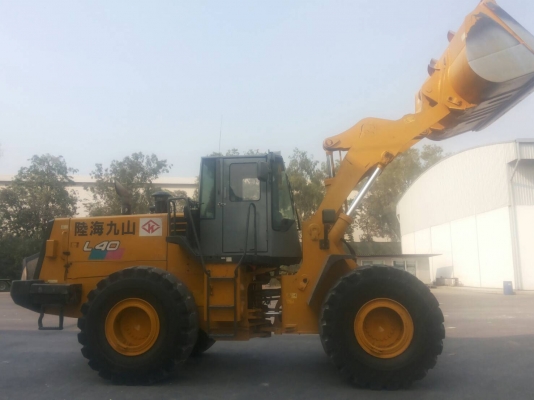 ขายรถตักล้อยาง TCM L40 ขายรถตักล้อยาง TCM L40
