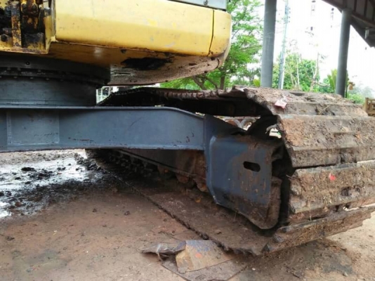 ขายดาว์น 435,000 บาท KOMATSU PC128 เครื่องดี ปั้มแรง โช่หนา เอวแน่น ไฟฟ้าครบ แอร์เย็น เอกสารเล่มทะเบียน   งวดคงเหลือ  20 งวด x 21,500 =430,000  รถอยู่ จ.ร้อยเอ็ด โทร&amp;ไอดีไลน์ 0610710295