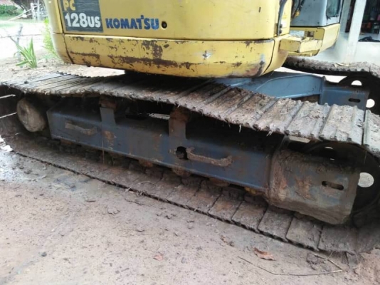 ขายดาว์น 435,000 บาท KOMATSU PC128 เครื่องดี ปั้มแรง โช่หนา เอวแน่น ไฟฟ้าครบ แอร์เย็น เอกสารเล่มทะเบียน   งวดคงเหลือ  20 งวด x 21,500 =430,000  รถอยู่ จ.ร้อยเอ็ด โทร&amp;ไอดีไลน์ 0610710295