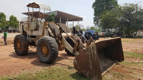 ขาย รถตัก CAT 920 เอวอ่อน ดิสค์เบรค เครื่องดี ปั้มดี รถไม่ค่อยได้ใช้งานครับ