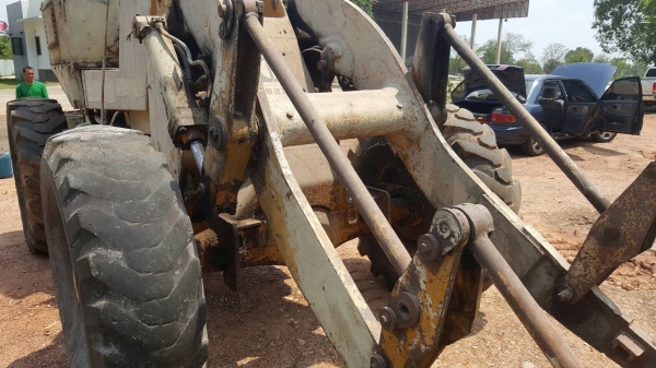 ขาย รถตัก CAT 920 เอวอ่อน ดิสค์เบรค เครื่องดี ปั้มดี รถไม่ค่อยได้ใช้งานครับ