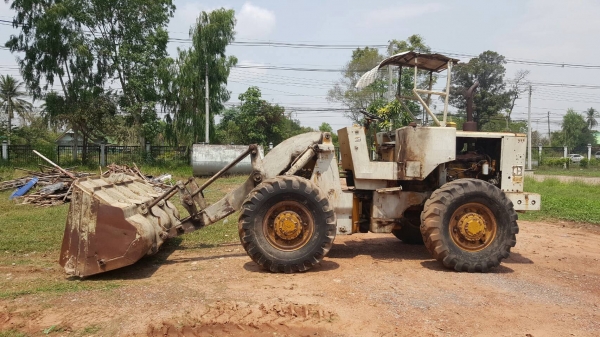 ขาย รถตัก CAT 920 เอวอ่อน ดิสค์เบรค เครื่องดี ปั้มดี รถไม่ค่อยได้ใช้งานครับ