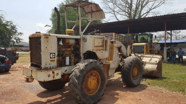 ขาย รถตัก CAT 920 เอวอ่อน ดิสค์เบรค เครื่องดี ปั้มดี รถไม่ค่อยได้ใช้งานครับ