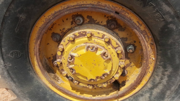 ขาย รถตัก CAT 920 เอวอ่อน ดิสค์เบรค เครื่องดี ปั้มดี รถไม่ค่อยได้ใช้งานครับ