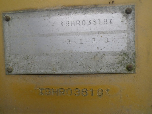 รถขุดล้อยาง KOMATSU PW130ES-6K มือสองยุโรป