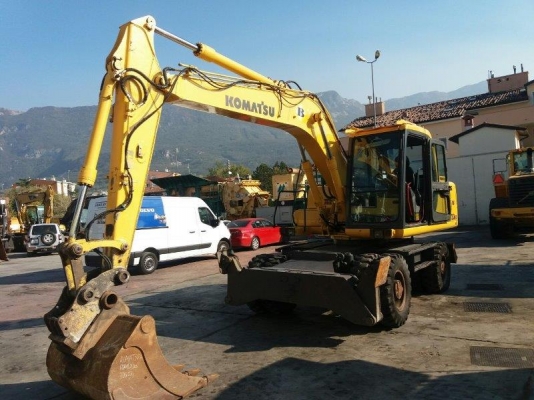 รถขุดล้อยาง KOMATSU PW130ES-6K มือสองยุโรป
