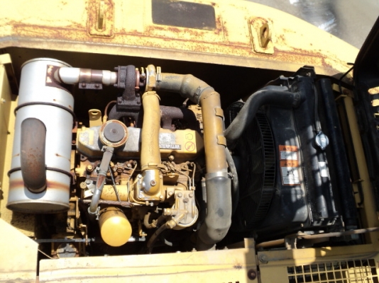 รถขุดล้อยาง KOMATSU PW130ES-6K มือสองยุโรป