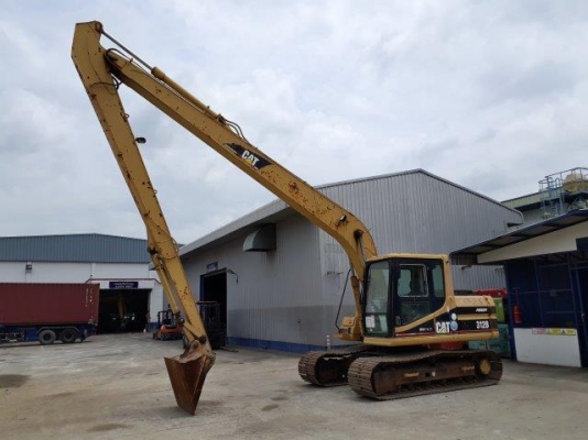 รถขุดล้อยาง KOMATSU PW130ES-6K มือสองยุโรป