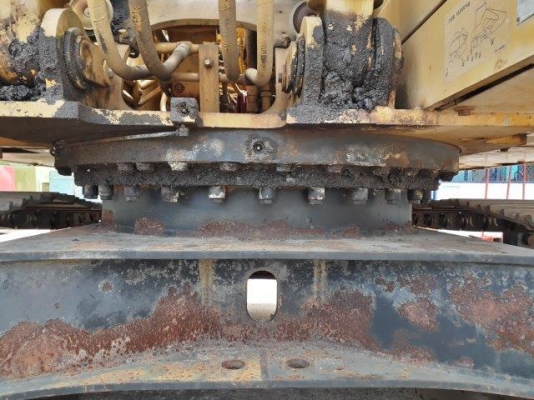 รถขุดล้อยาง KOMATSU PW130ES-6K มือสองยุโรป