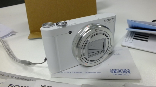 SONY DSC-WX500